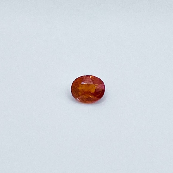 Natural Spessartite Garnet 3.42 cts Oval Cut Loose Stone - Picture 3 of 5